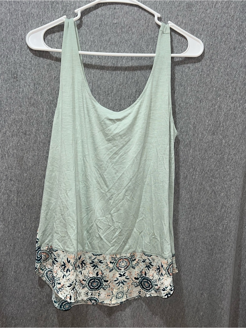 Maurices Mint Green Floral Border Scoop Neck Tank Top Womens Medium